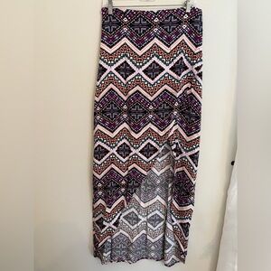 Geometric Patterned Maxi Skirt